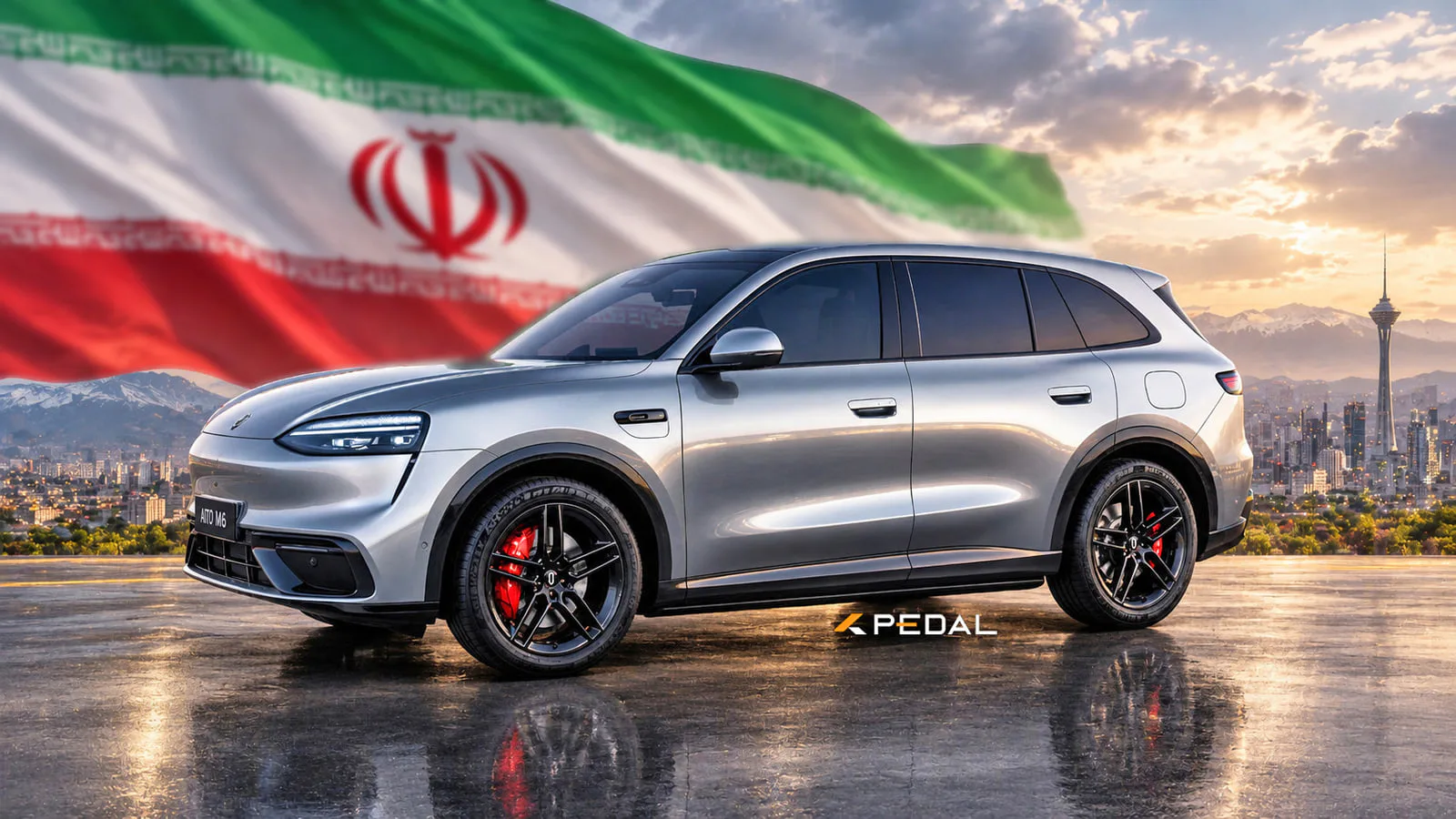 نمای روبرو و جانبی کراس اور آیتو M6 خاکستری رنگ