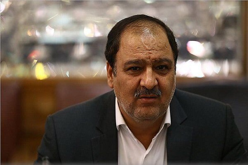 بازار خرید و فروش خودرو و جایگاه سوخت‌گیری در ایران